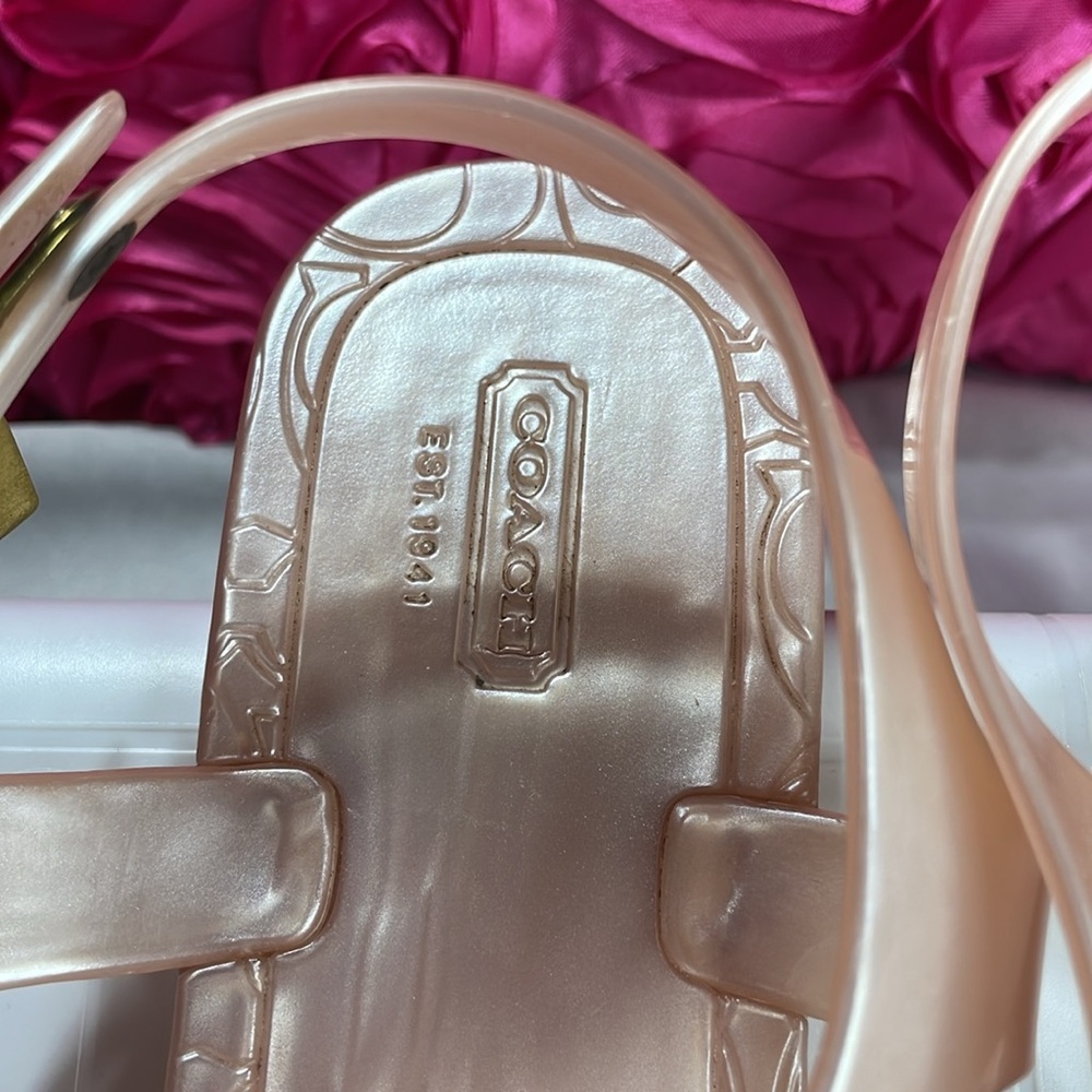 Coach Paisley Print Jelly Sandals
Peachy Pink with Floral
Women's Size 9 B - Picture 7 of 11